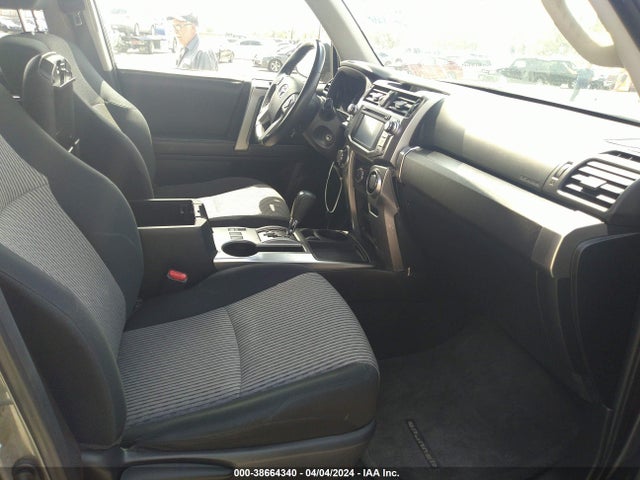 Toyota 4RUNNER SR5 2014 JTEZU5JR0E5067077 Image 5