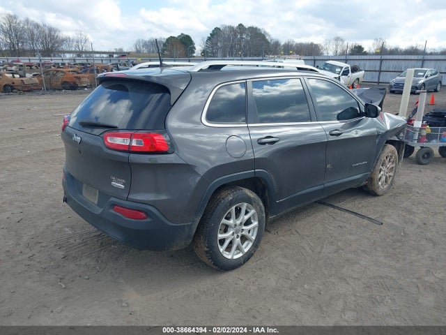 1C4PJLLBXJD503801 Jeep Cherokee Latitude Plus Fwd