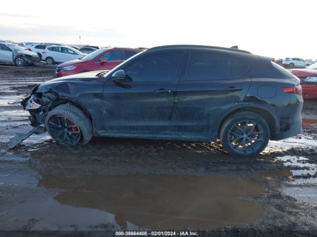ZASFAKNN4J7B99271 Alfa Romeo Stelvio Ti Sport Awd
