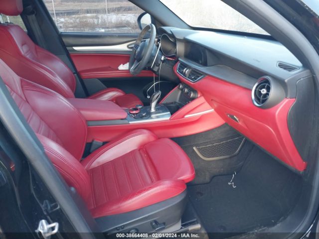 ZASFAKNN4J7B99271 Alfa Romeo Stelvio Ti Sport Awd