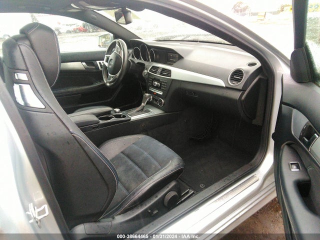 Mercedes-Benz C 250 2015 WDDGJ4HB5FG366244 Image 5