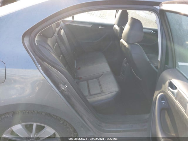 3VWLA7AJ3FM301830 Volkswagen Jetta 2.0l Tdi Se