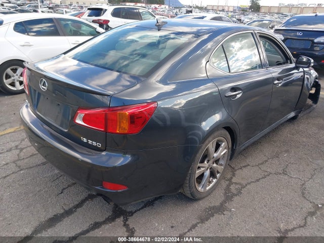 2009 LEXUS IS 250 VIN: JTHBK262895103401