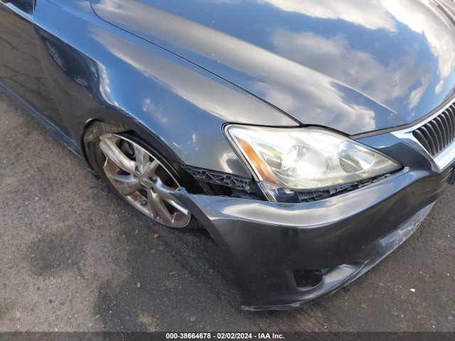 2009 LEXUS IS 250 VIN: JTHBK262895103401