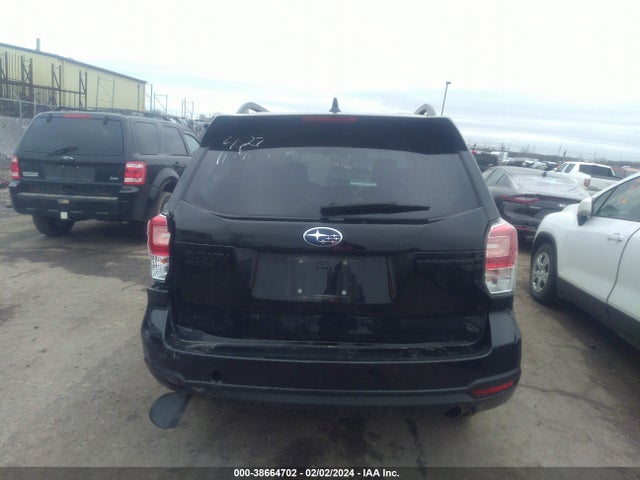 Subaru Forester 2.5i Premium 2018 JF2SJAGC0JH576316 Image 16