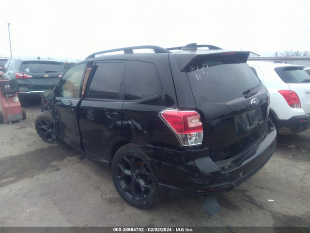 Subaru Forester 2.5i Premium 2018 JF2SJAGC0JH576316 Image 3