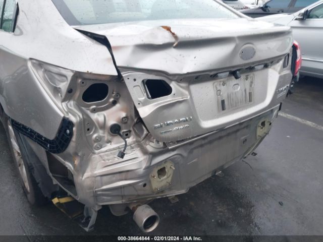 4S3BNAF65F3056115 Subaru Legacy 2.5i Premium