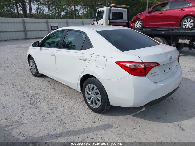 Toyota COROLLA LE 2019 5YFBURHE3KP941761 Image 3