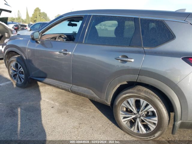 5N1AT3BA9MC789087 Nissan Rogue Sv Fwd
