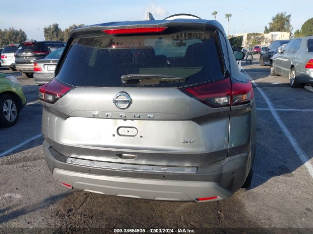 5N1AT3BA9MC789087 Nissan Rogue Sv Fwd