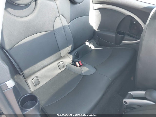 2010 MINI COOPER CLUBMAN WMWML3C50ATX37178 Photo 7