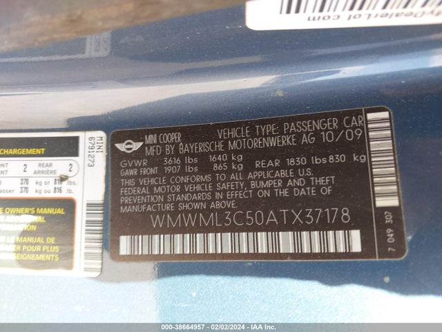 2010 MINI COOPER CLUBMAN WMWML3C50ATX37178 Photo 8