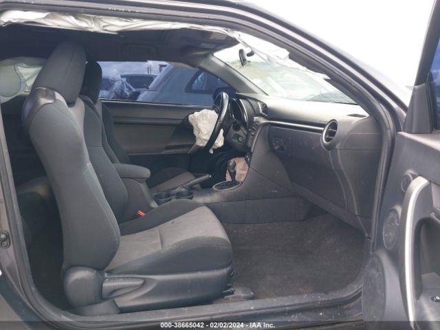 JTKJF5C71FJ011710 Scion TC