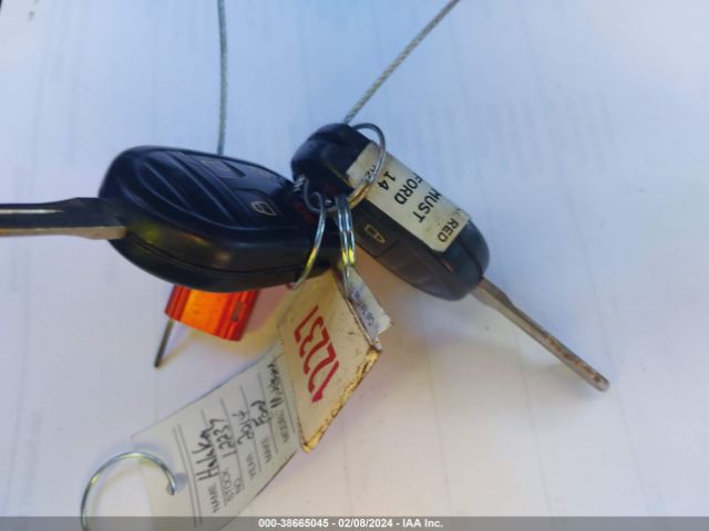 1ZVBP8EM1E5261563 Ford Mustang V6 Premium