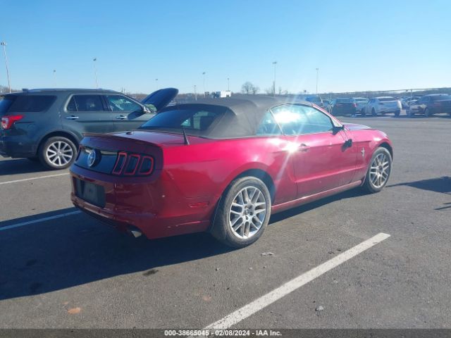 1ZVBP8EM1E5261563 Ford Mustang V6 Premium
