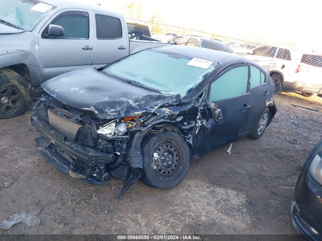 KIA FORTE LX 2015 KNAFK4A62F5431673 Image 2