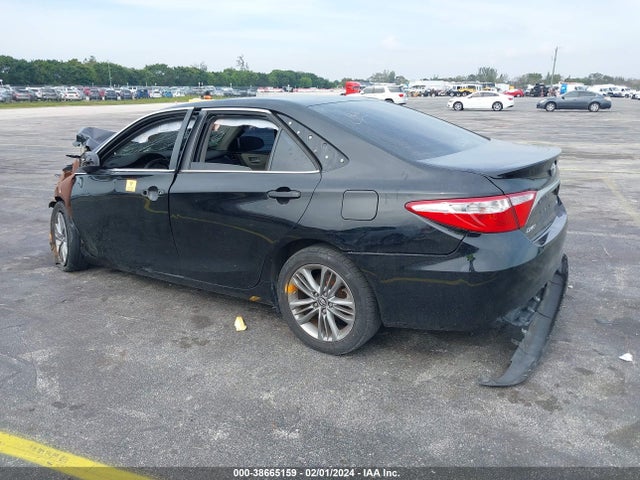 4T1BF1FK6GU188219 Toyota CAMRY SE