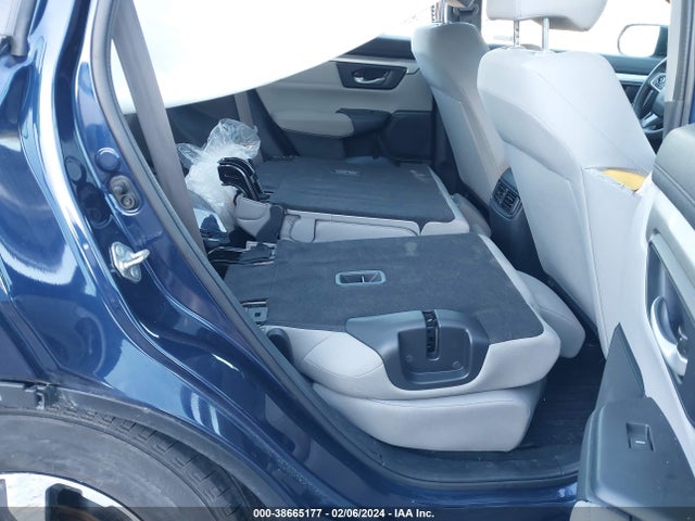 Honda CR-V LX 2019 2HKRW6H31KH218817 Image 8