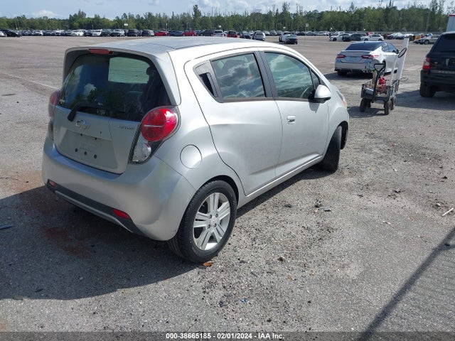 Chevrolet Spark 1lt Auto 2014 KL8CD6S92EC560486 Image 4