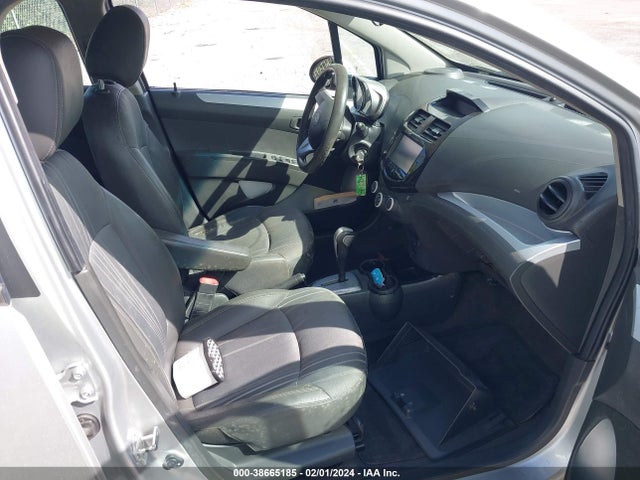 Chevrolet Spark 1lt Auto 2014 KL8CD6S92EC560486 Image 5