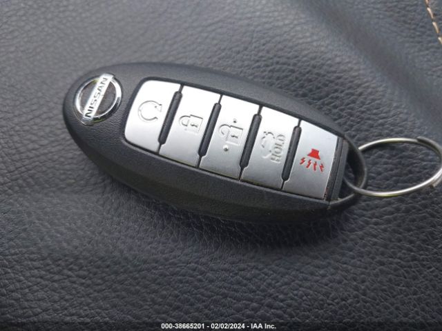 1N4AA6AP5HC375169 Nissan Maxima 3.5 Sl