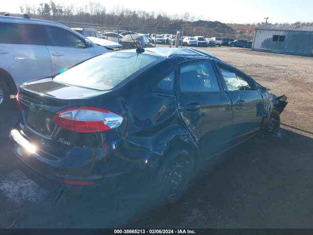 2015 FORD FIESTA S VIN: 3FADP4AJ7FM213146