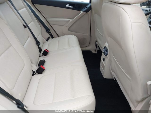 2017 VOLKSWAGEN TIGUAN WVGBV7AX9HK019253 Photo 7