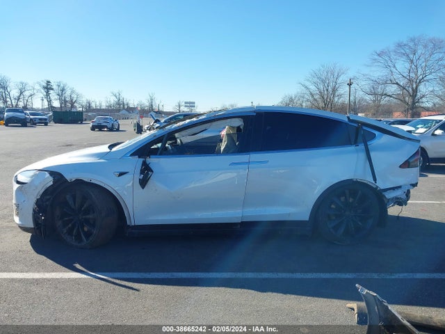 5YJXCDE23HF052467 Tesla Model X 100d/75d/90d