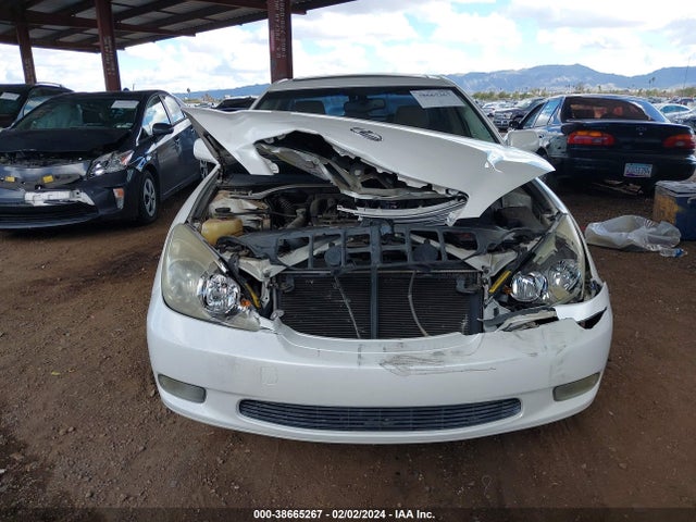 2004 LEXUS ES 330 VIN: JTHBA30G645012696