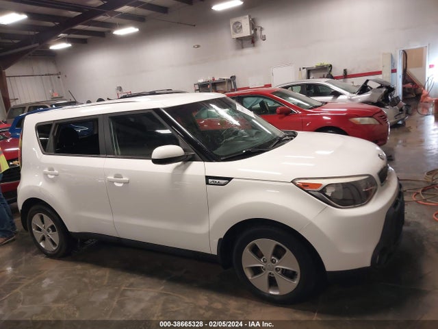 KIA Soul 2015 KNDJN2A28F7169197 Image 13