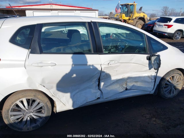 2015 HONDA FIT EX/EX-L VIN: 3HGGK5H82FM733562