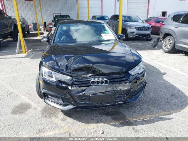 WAUGMAF42KA107225 Audi A4 40 Premium/40 Titanium Premium