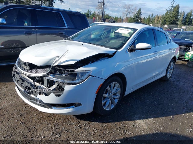 Chrysler 200 C 2015 1C3CCCCB7FN680269 Image 2