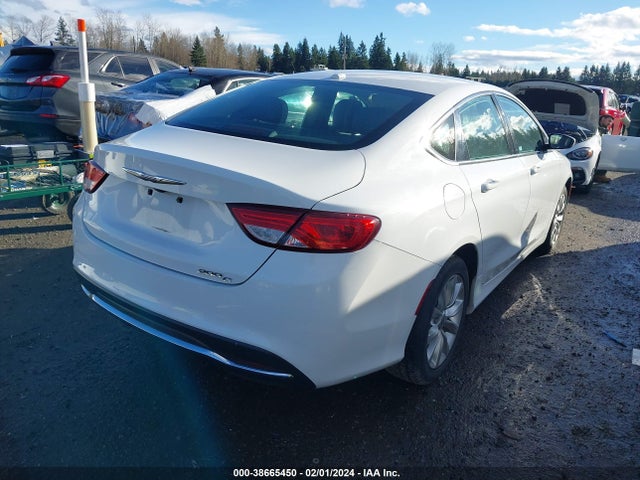 Chrysler 200 C 2015 1C3CCCCB7FN680269 Image 4