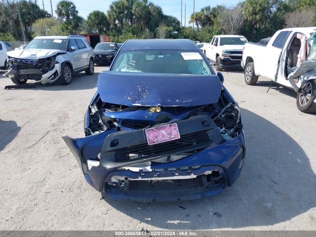 Toyota Prius V Four 2015 JTDZN3EU2FJ027712 Image 13
