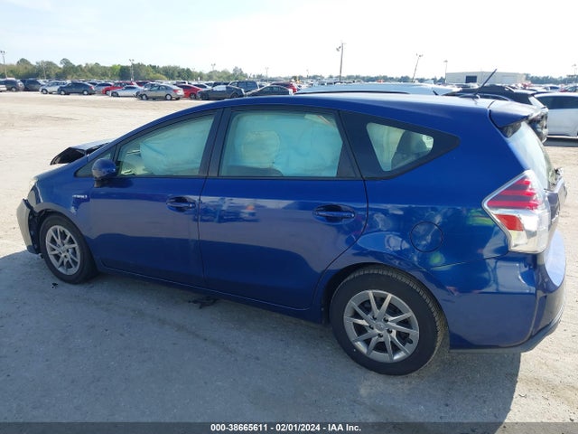 Toyota Prius V Four 2015 JTDZN3EU2FJ027712 Image 15