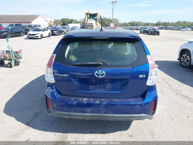 Toyota Prius V Four 2015 JTDZN3EU2FJ027712 Image 17