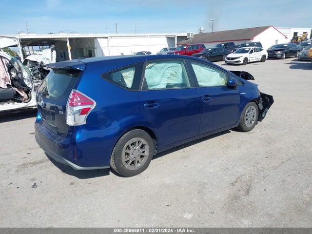 Toyota Prius V Four 2015 JTDZN3EU2FJ027712 Image 4