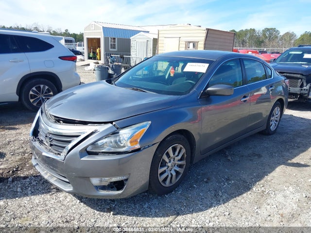 Nissan Altima 2.5 S 2015 1N4AL3AP8FC289876 Image 2