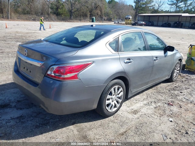 Nissan Altima 2.5 S 2015 1N4AL3AP8FC289876 Image 4