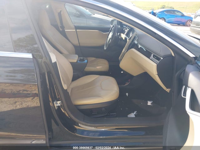 5YJSA1H1XEFP30483 Tesla Model S P85