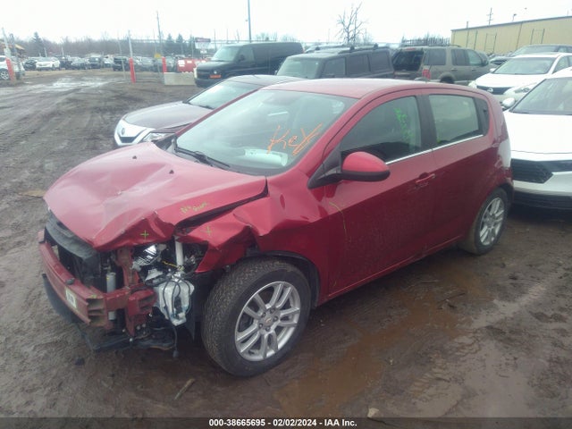 Chevrolet Sonic Lt Auto 2016 1G1JC6SH7G4121833 Image 2
