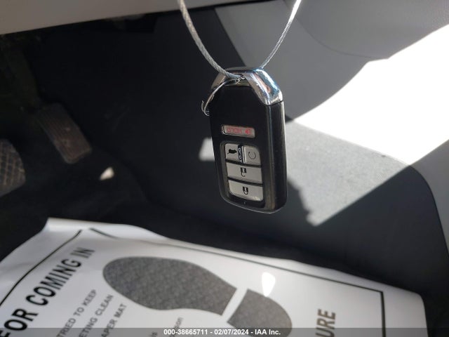 2017 HONDA PILOT EX-L VIN: 5FNYF5H50HB027601
