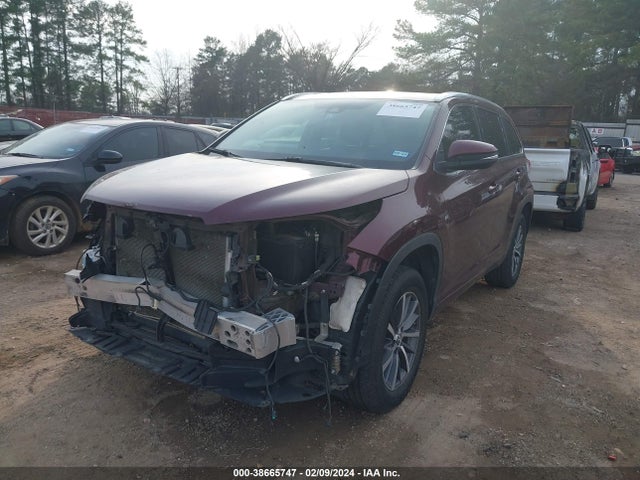 Toyota Highlander Xle 2018 5TDKZRFH7JS249507 Image 2