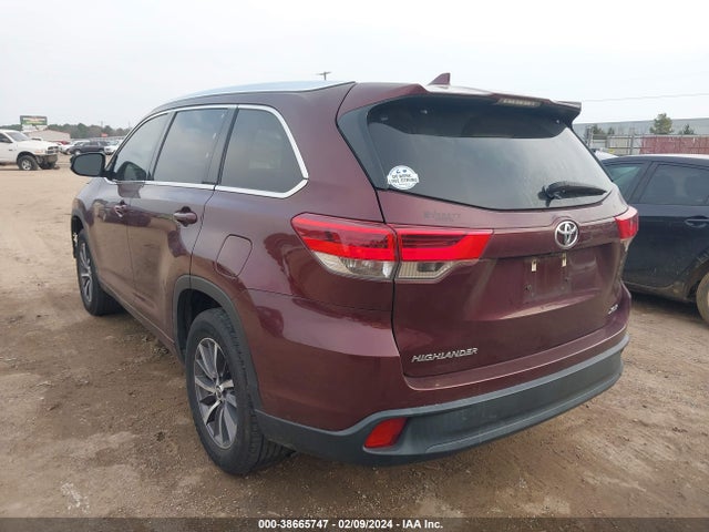 Toyota Highlander Xle 2018 5TDKZRFH7JS249507 Image 3