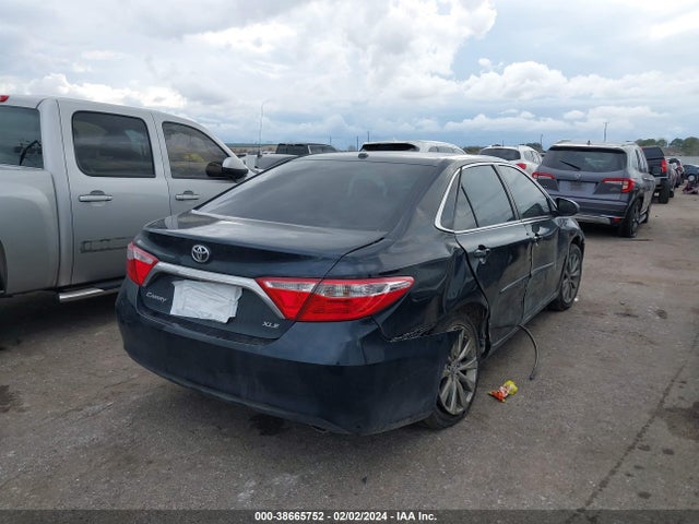Toyota CAMRY XLE 2017 4T1BF1FK8HU289148 Image 4
