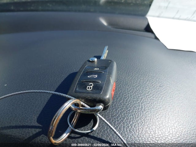 2013 VOLKSWAGEN JETTA 2.0L TDI VIN: 3VWLL7AJ0DM445732