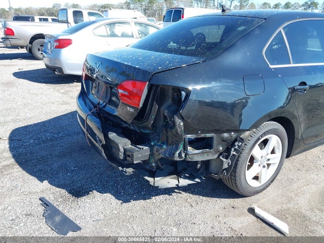 2013 VOLKSWAGEN JETTA 2.0L TDI VIN: 3VWLL7AJ0DM445732