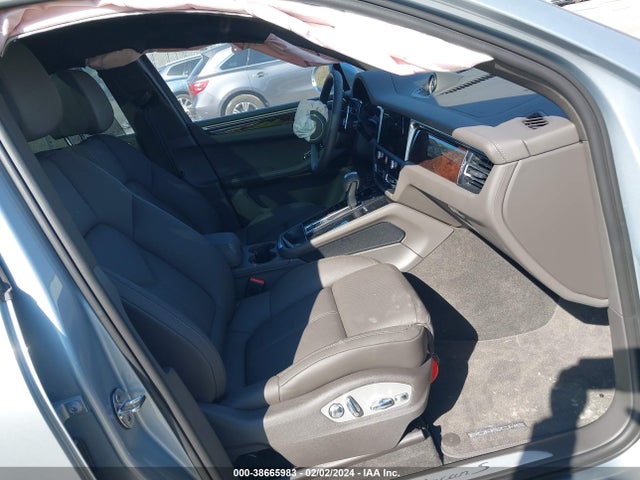 2024 PORSCHE MACAN WP1AG2A59RLB35123 Photo 4