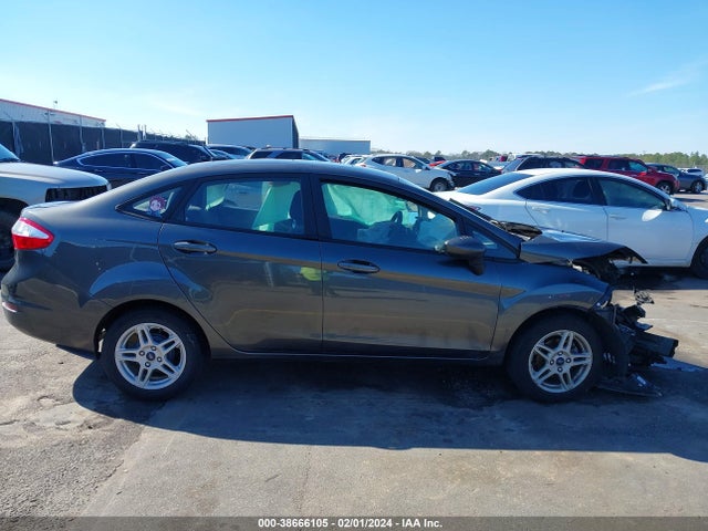 Ford FIESTA SE 2018 3FADP4BJ9JM131538 Image 14